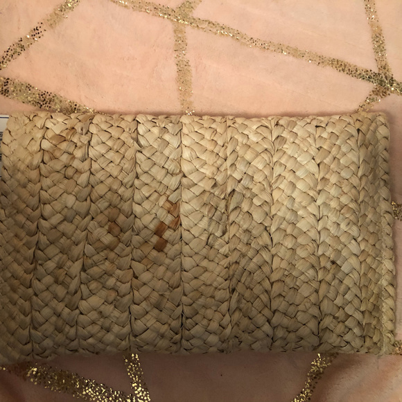 BELK STRAW CLUTCH - Picture 2 of 5